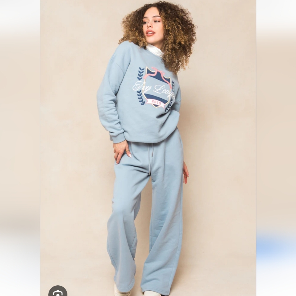 Ivy City Co. Embroidered Ivy League Crewneck and Wideleg Pant Set Size 2X